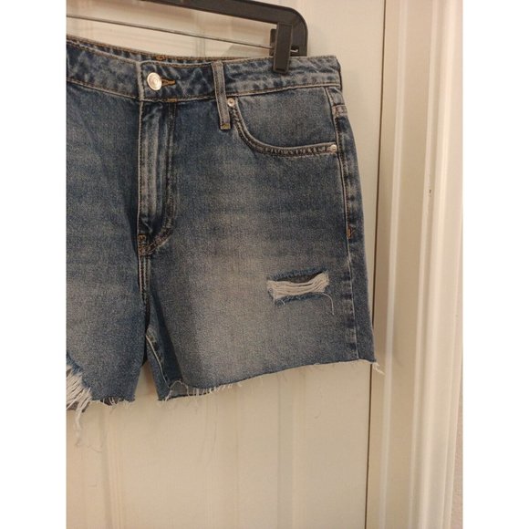 Women's Forever 21 Premium High-rise Distressed Cut Off Shorts Size 29 - Picture 3 of 8